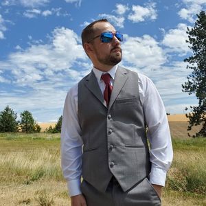 Meet your Posher, Josh